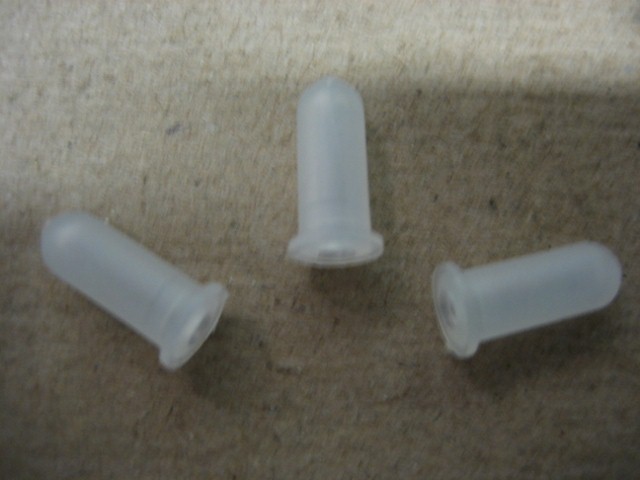 113 853 615 - INSERT FOR EMBLEM ( OEM )